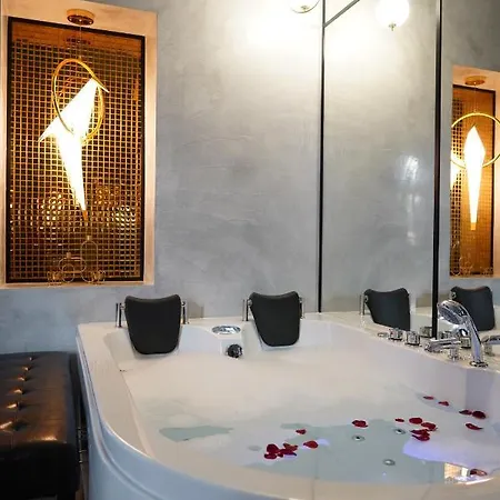 Apartament Z Jacuzzi W Sercu Krakowa Exterior foto